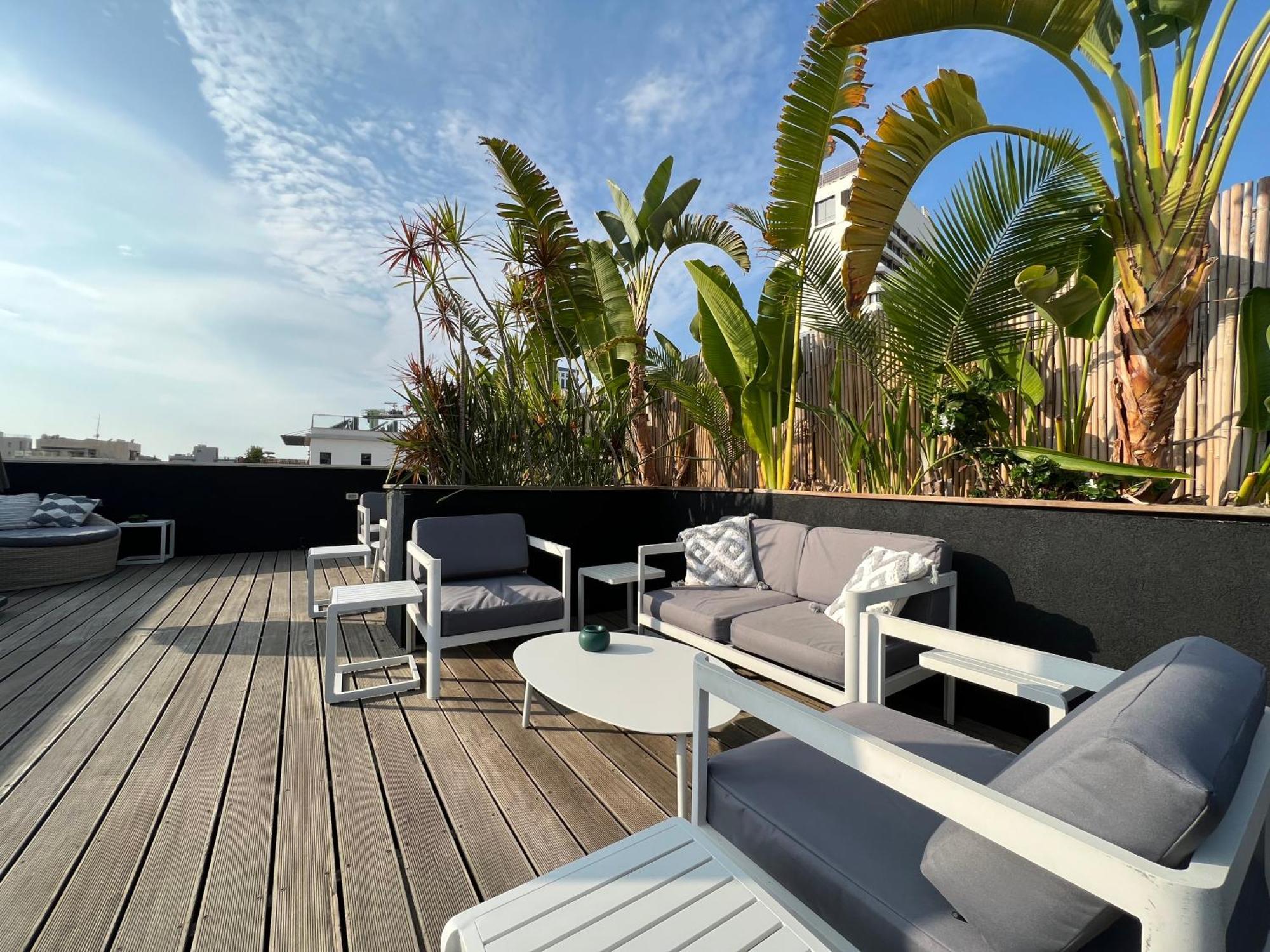 Beer Garden Hotel Tel Aviv Exterior foto