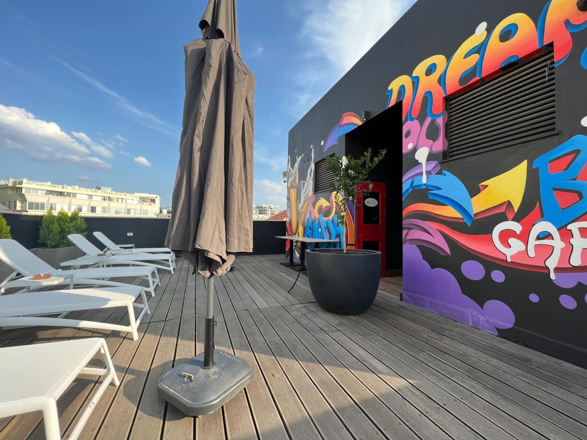 Beer Garden Hotel Tel Aviv Exterior foto