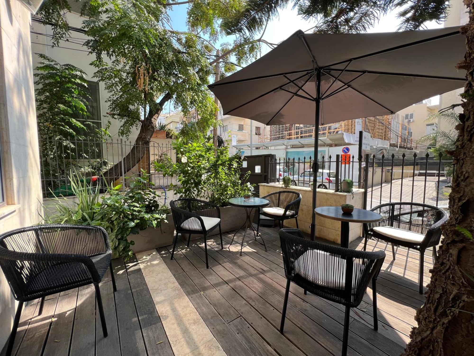 Beer Garden Hotel Tel Aviv Exterior foto